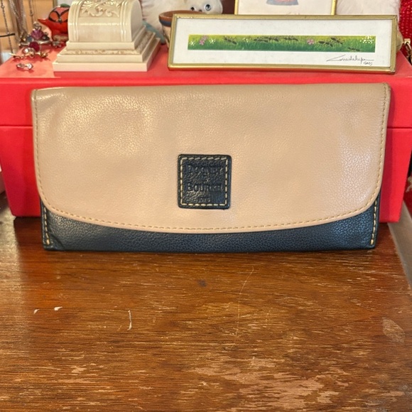 Dooney & Bourke Handbags - Dooney & Bourke Cream and Black Women's Wallet